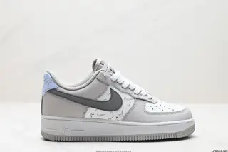 NIKE AIR FORCE 1’07 LV8 Sneakers CW1574-100