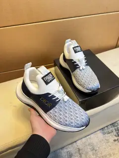 Dior modern style sports shoes. Counter purchase Casual shoes Original breathable fly mesh