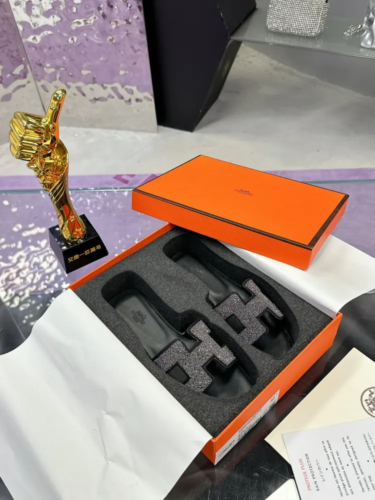 Hermès H slippers