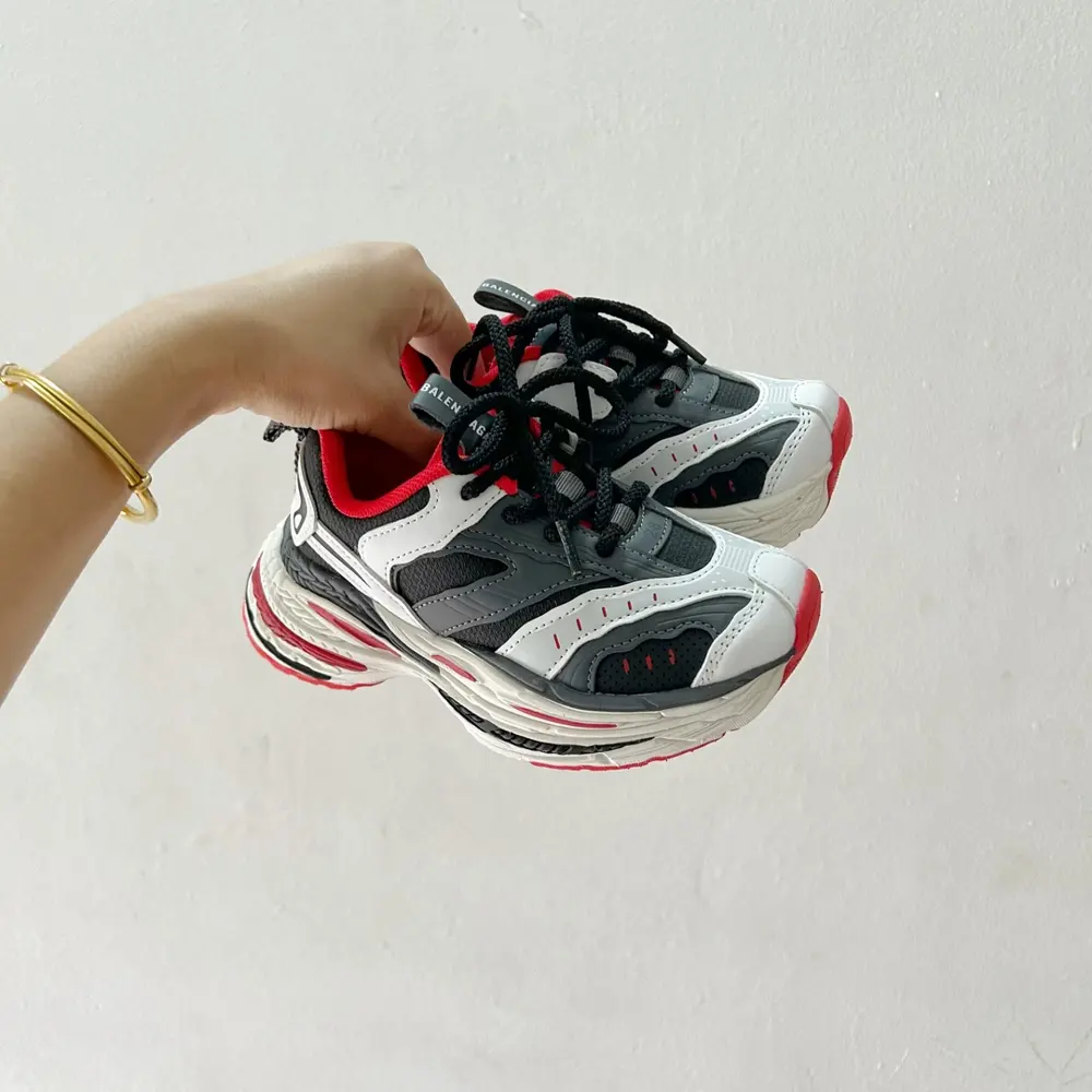 Balenciaga thick-soled height-increasing shoes