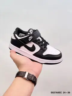 Nike SB Dunk Low SB Dunk Series Retro Leisure Sports Skateboard Shoes. Soft and comfortable