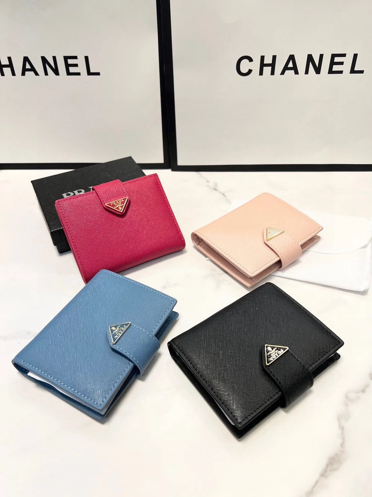 prada Wallet