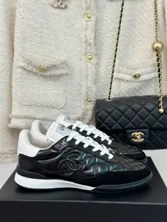 Chanel diamond retro casual shoes and sneakers