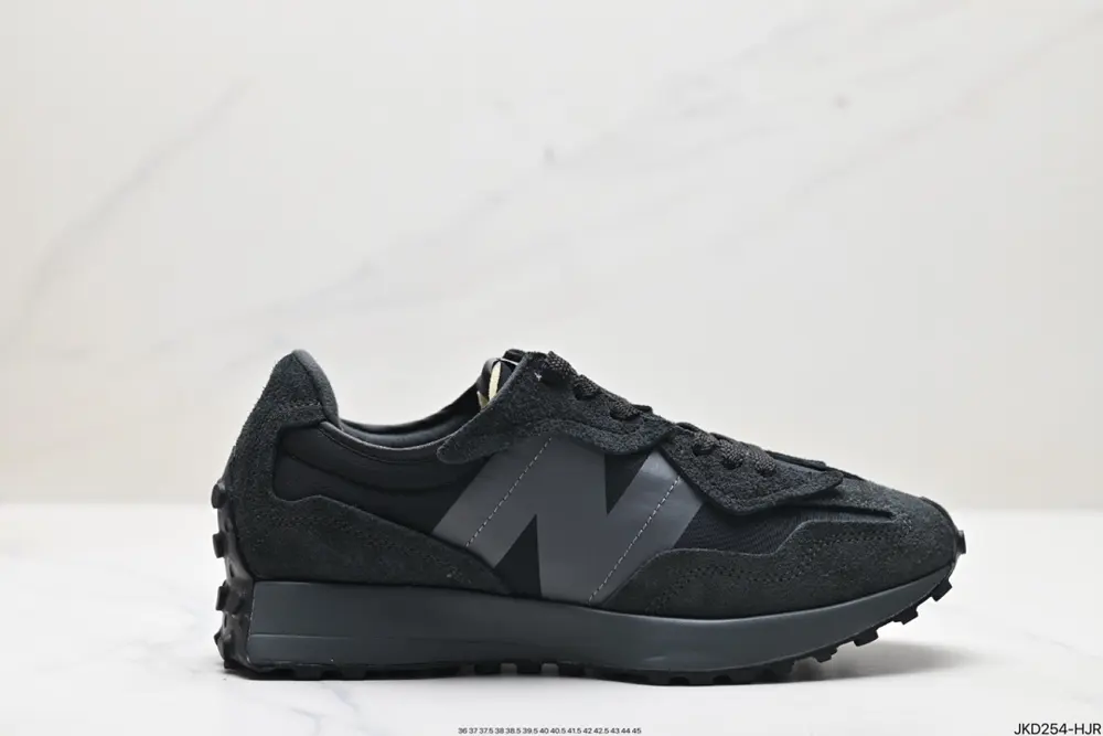 New Balance New version Original shoe development M327WCD