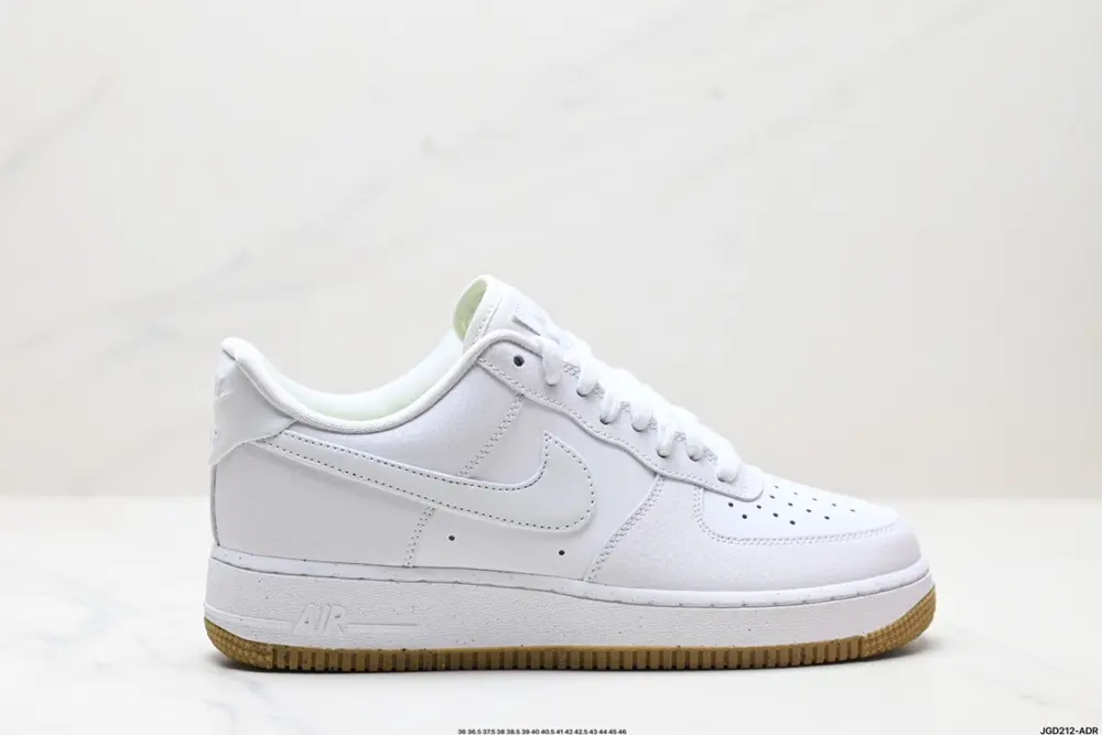NIKE AlR FORCE 1’07 LV8 Sneakers FN6326-100