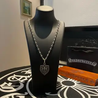 Chrome Hearts Classic Vintage Cross Ball Necklace Scout Flower Pendant