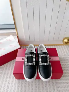Roger Vivier RV square buckle white shoes