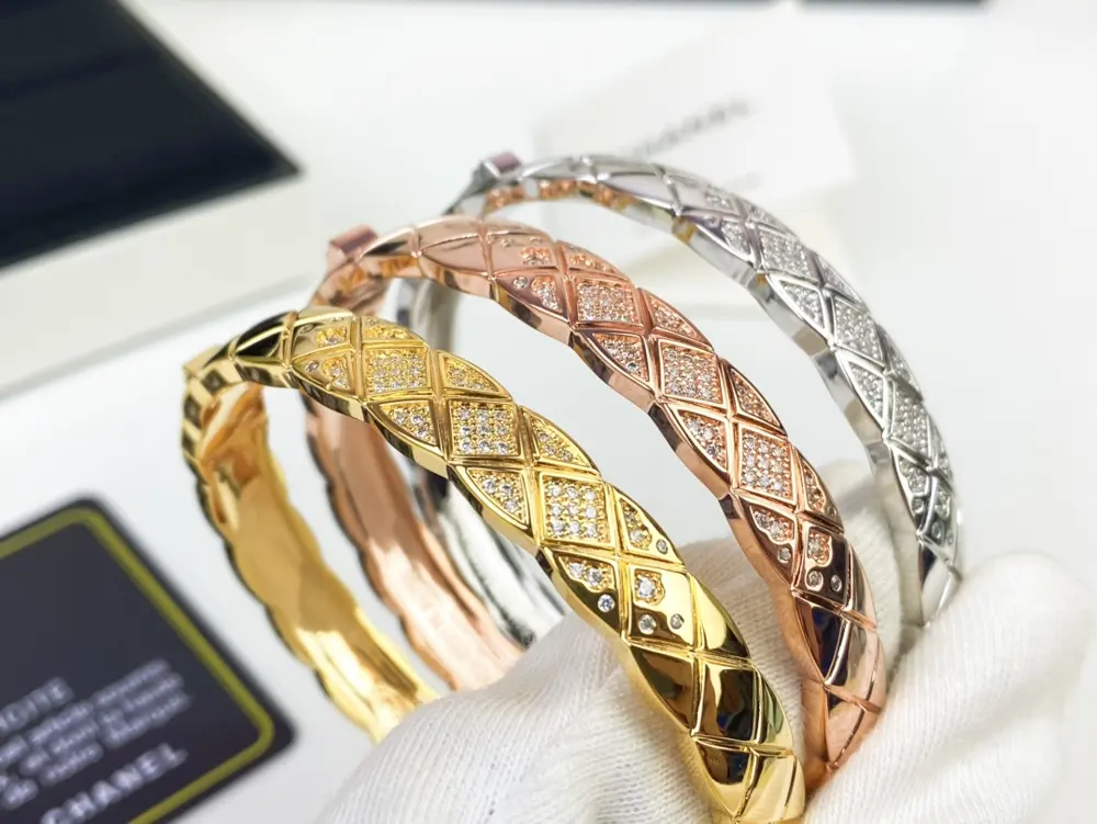 Chanel diamond bracelet High-end custom-made sub-gold inlaid with top-grade high-carbon