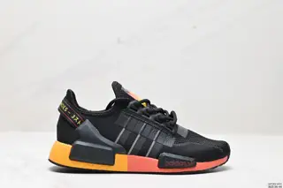 Adidas NMD R-1 street style classic versatile running shoes. The shoe shape