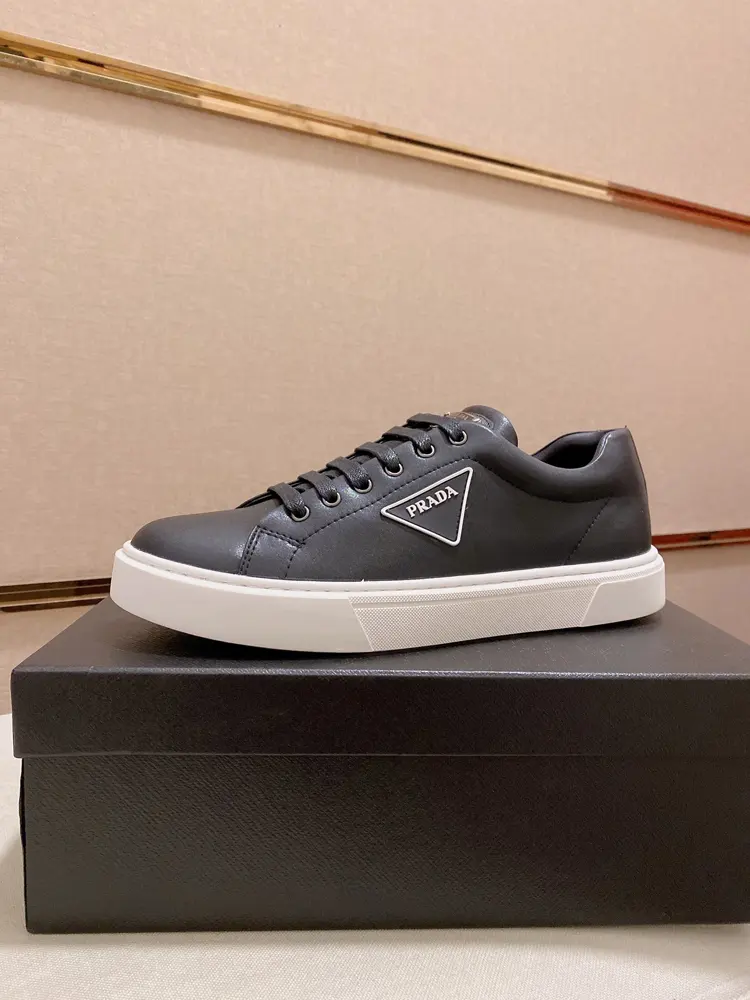Prada casual sneakers