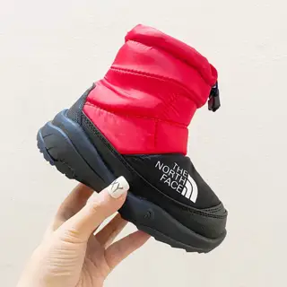 The North Face high-top children’s snow boots