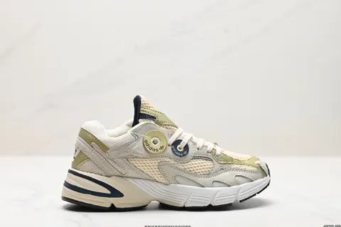 Adidas Original Astir wear-resistant retro sports casual shoes. The shoes are inspired by GY9200