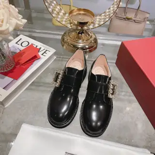 Roger Vivier new Chelsea shoes are comfortable to wear