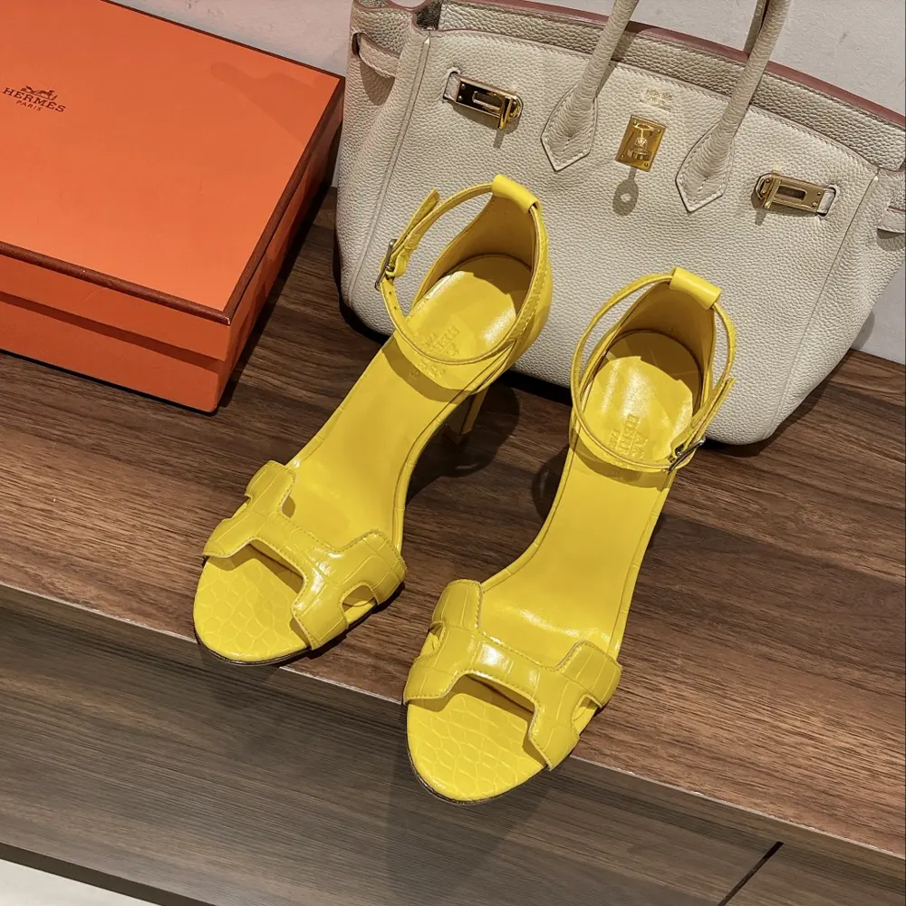 Hermès『 Crocodile Leather Size Grain』 New Colors 7cm9cm.10.5cm Heels