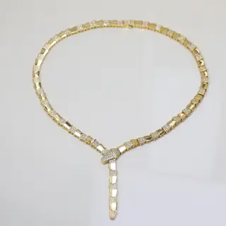 Bvlgari snake necklace. Paying homage to the Serpenti beast