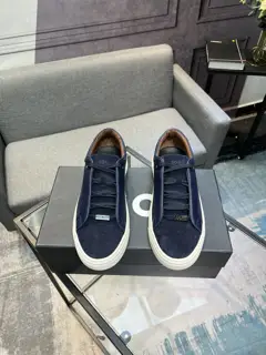 BOSS men’s casual sports shoes series is coming to the counter at the same time