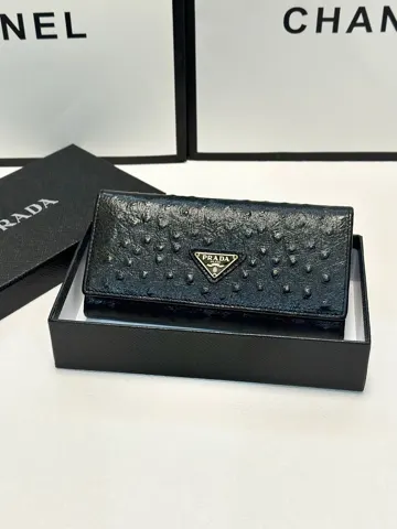 prada Wallet