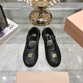 Miu Miu Miu early spring catwalk new slip-on lazy elastic Mary Jane ballet shoes·flat shoes