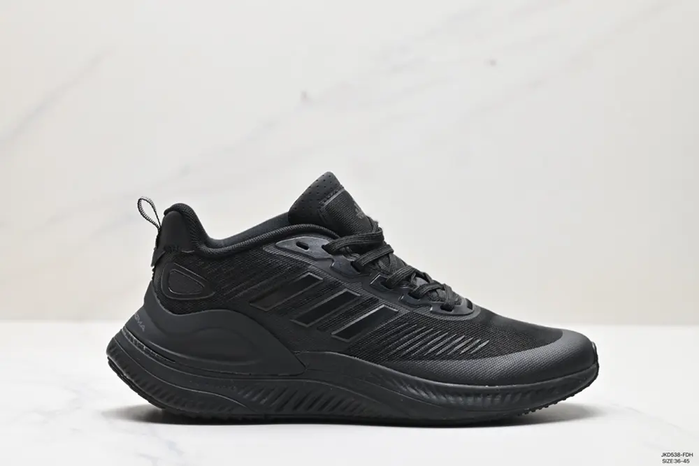 Adidas ALPHAMAGMA training low-top running shoes. Designed to help you achieve your fitness GV7920