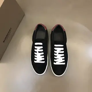 Burberry’s classic low-top sneaker for men