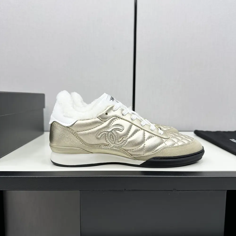 Chanel casual sneakers