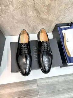 Dior TIMELESS Loafers This loafer embodies classic elegance