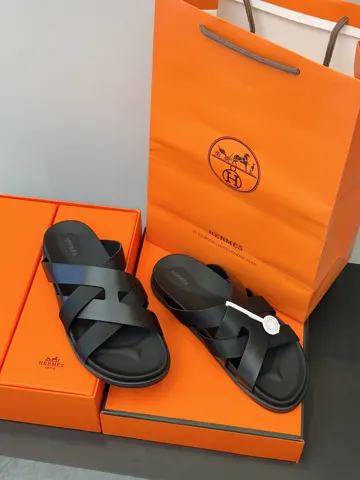 Hermès Men’s Kazimir Slippers