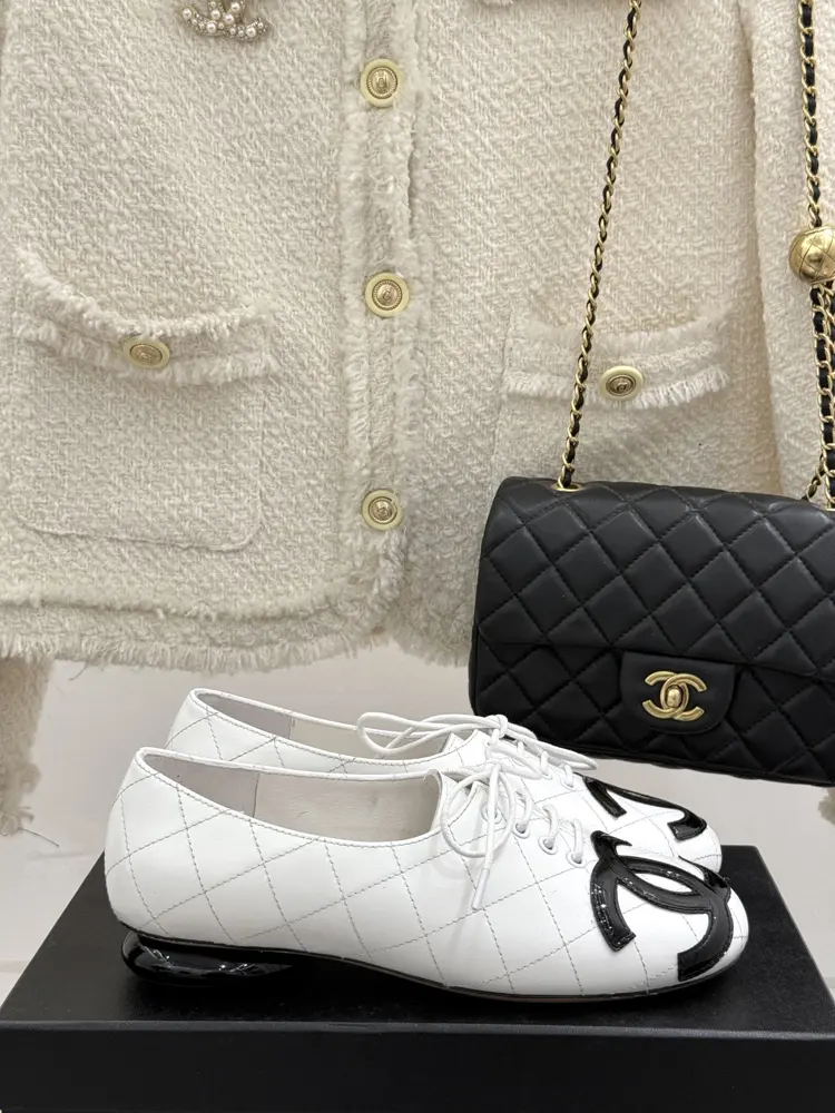 Chanel classic vintage large double C diamond pattern Shoes
