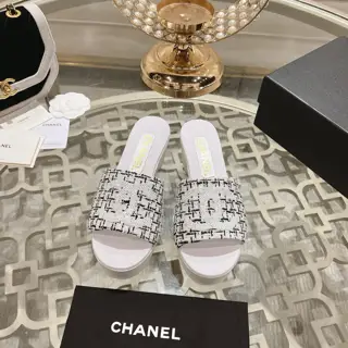 Chanel classic wedge heel thick sole slippers classic color