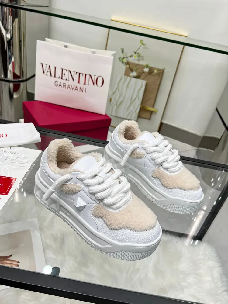 Valentino thick shoelaces lamb wool couple style casual shoes
