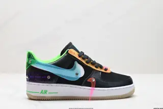 NIKE AlR FORCE 1‘07 LV8 Sneakers DO7085-011