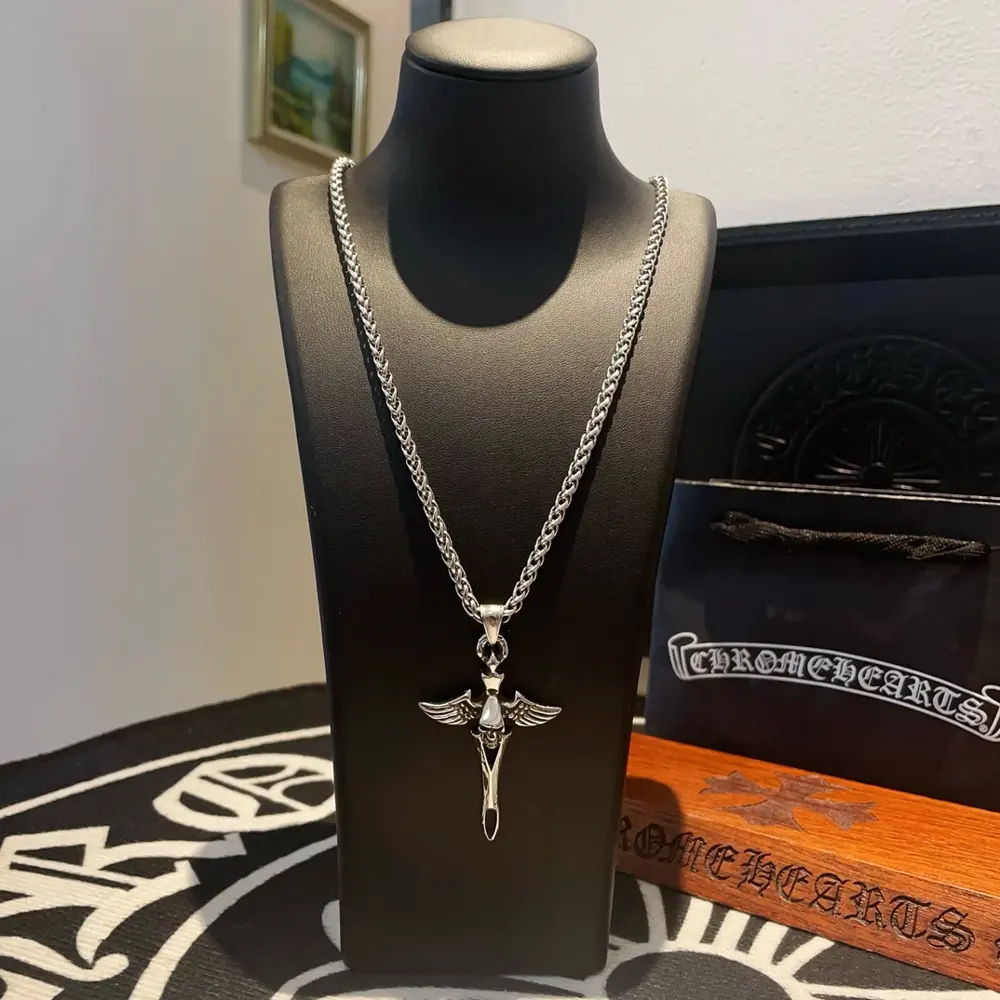 Chrome Hearts classic retro necklace skull angel wing pendant concave and convex shapes