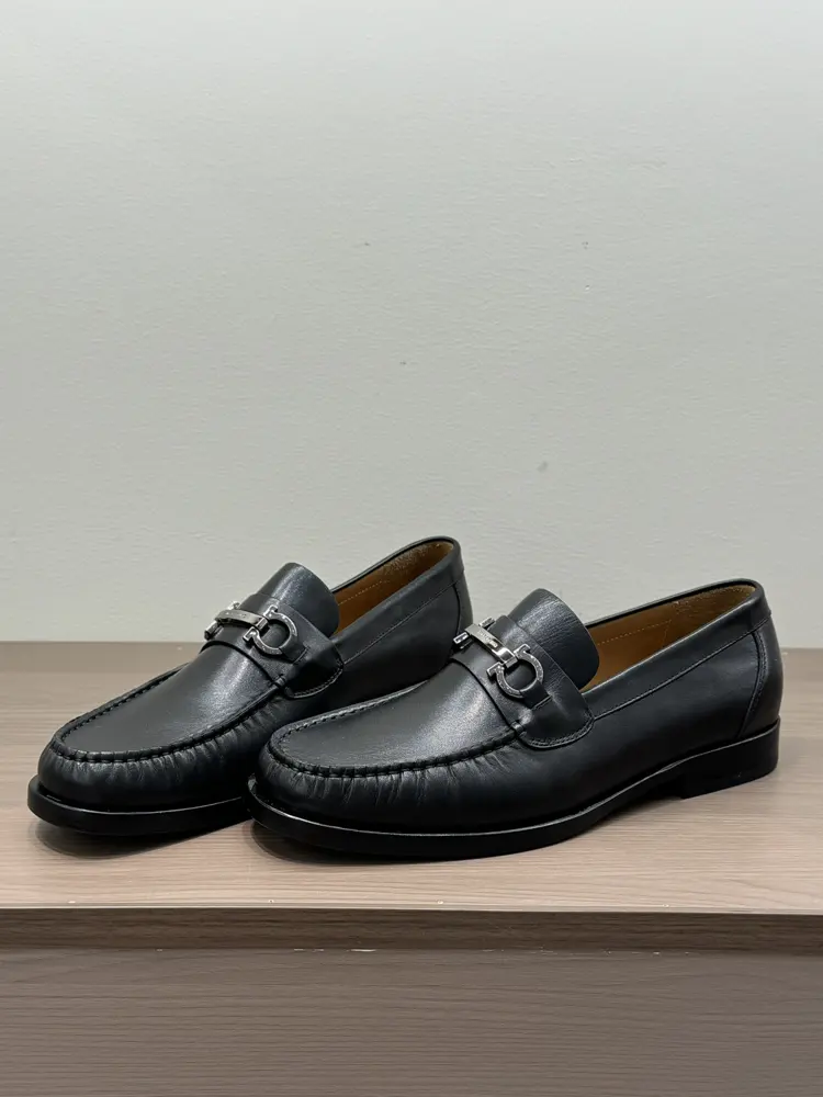 Salvatore Ferragamo men’s casual leather shoes