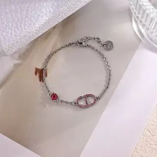 Dior set new models are on sale at the counter. They are so beautiful