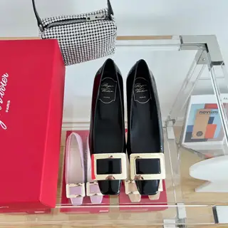 Roger Vivier women’s shoes classic square toe metal buckle patent leather single shoes 4.5cm