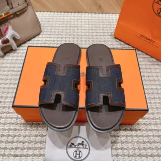 Hermès Colorblocked Hermès leather fabric