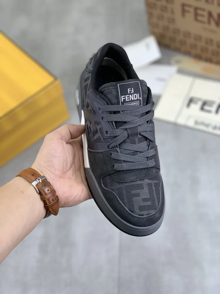 Fendi sports casual shoes Imported original lining