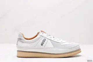 ECCO sports running shoes/casual shoes The overall upper has clear and neat lines. It uses