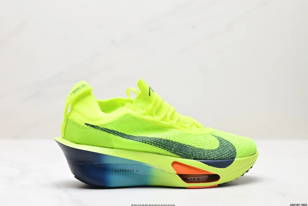 New product release Nike Air Zoom Alphafly NEXT% adopts the design language of the previous FD8315-700