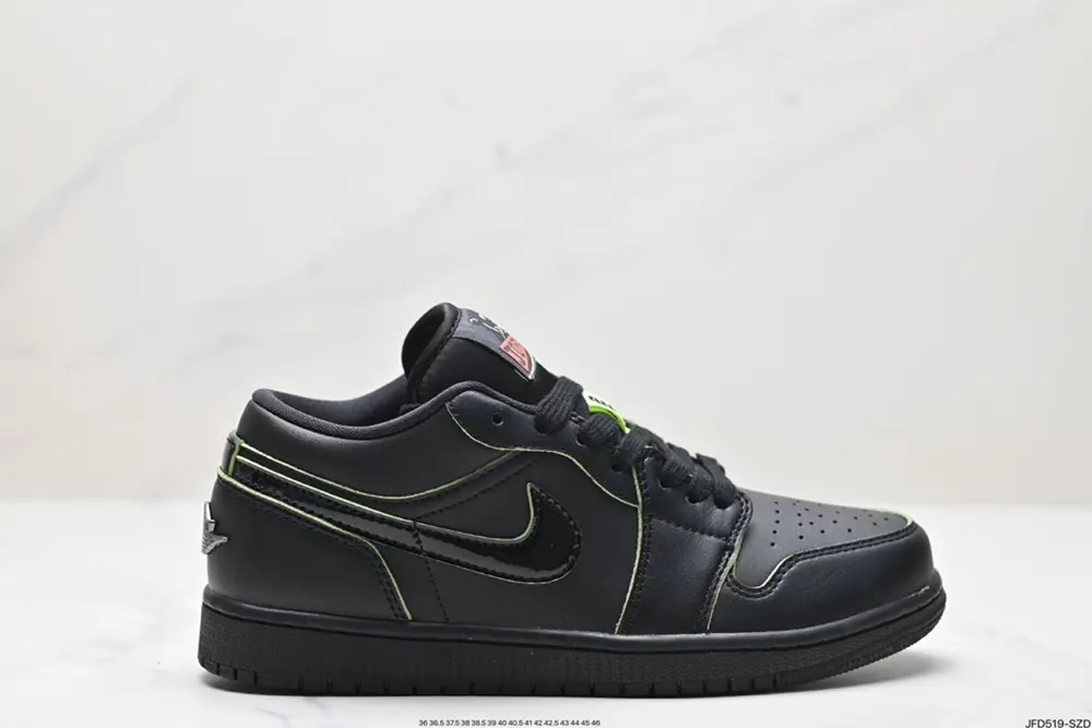 Nike Air Jordan 1 Low Sneakers HM3690-001