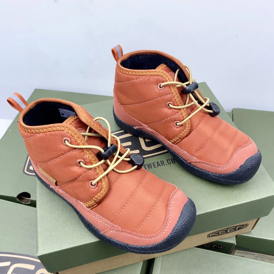 Keen Cohen polo velvet boots