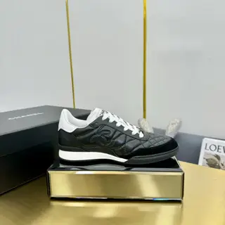 Chanel casual sneakers