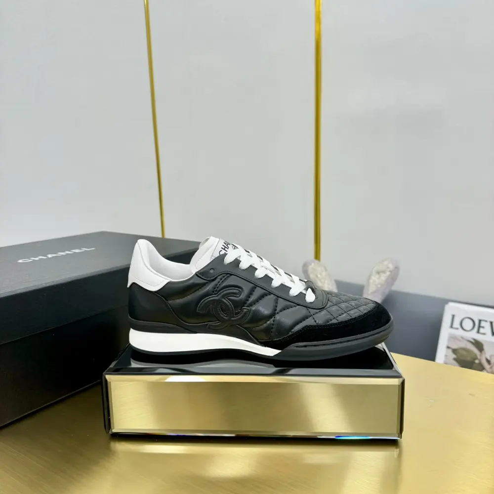 Chanel casual sneakers