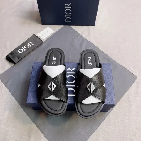 Dior men’s slipper-level outsole