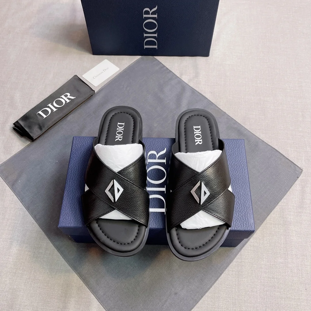 Dior men’s slipper-level outsole