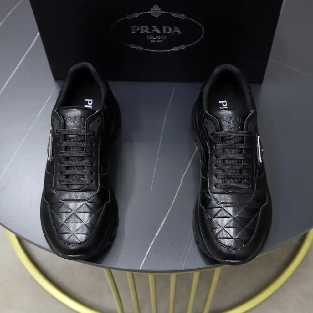 Prada casual fashion men’s shoes