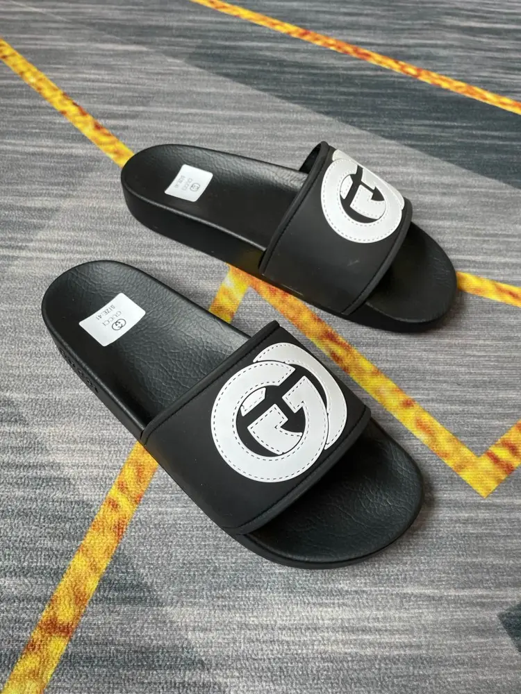 Gucci couple flip flops