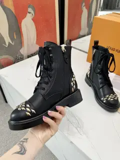 Louis Vuitton upper hardware mold