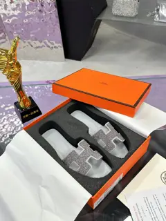 Hermès H slippers