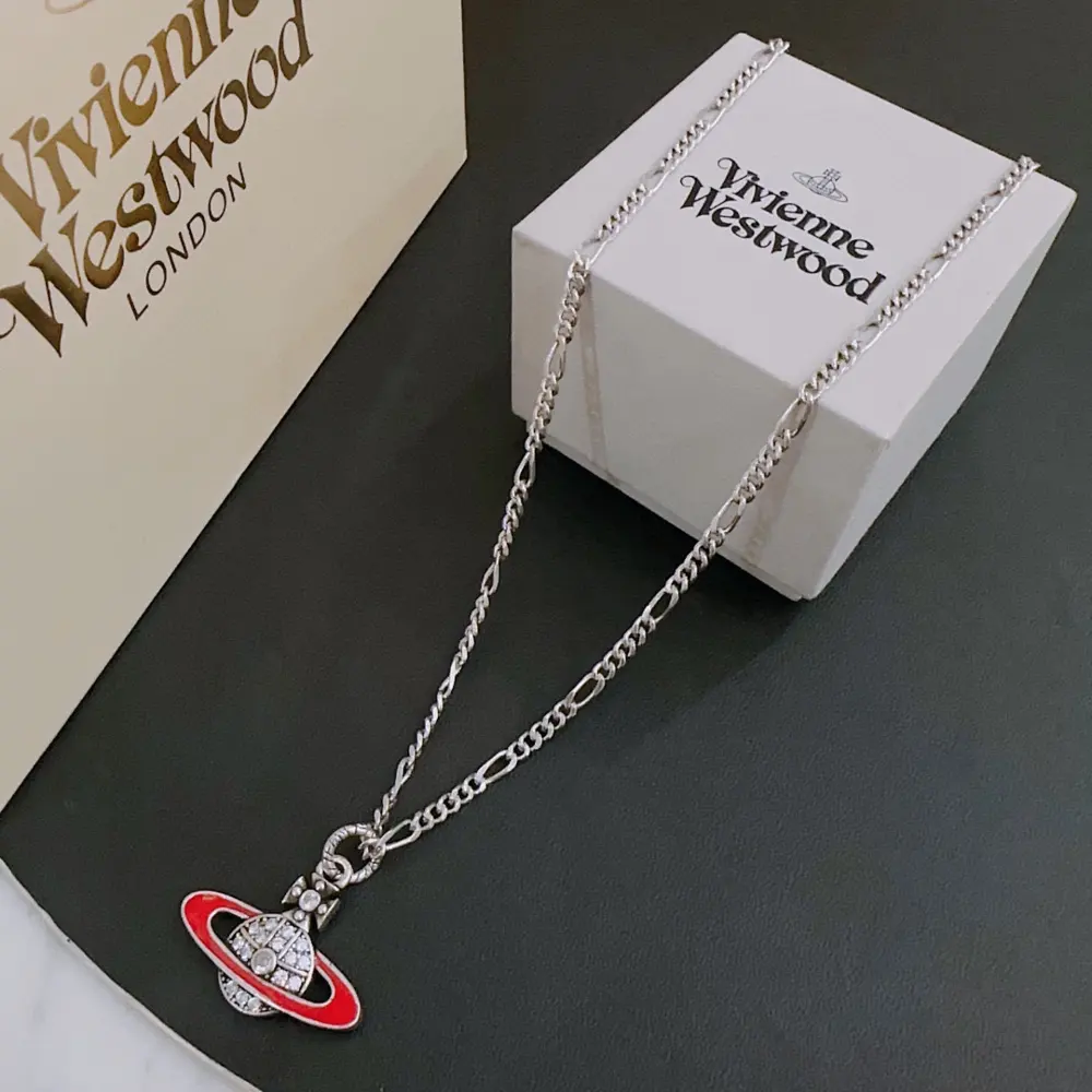 Vivienne Westwood Classic Large Saturn Necklace